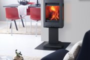 JOTUL F 167 s bočním prosklením, černý lak